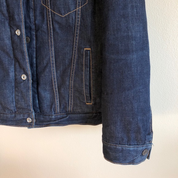 SOLD Men’s Levi’s Down Filled Denim Trucker Jean Jacket - Picture 3 of 7